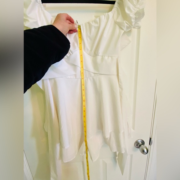 Milkmaid satin like romper - Picture 6 of 10